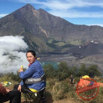 hiking rinjani